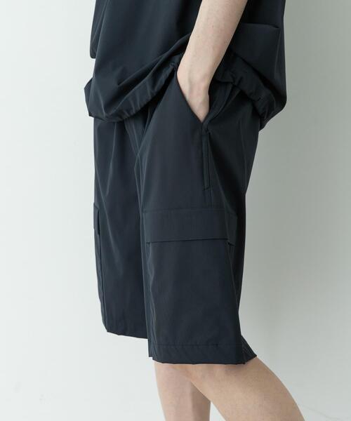 URBAN RESEARCH Sonny Label(アーバンリサーチサニーレーベル)の「『接触冷感』『速乾』BREEZE FITイージーカーゴショーツ(その他パンツ・メンズ・ネイビー/チャコールグレー/ブラック・LARGE/MEDIUM)」の18枚目の写真