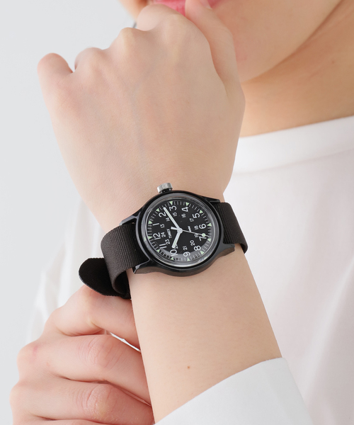 TIMEX（タイメックス）の「TIMEX Original Camper tx-tw2r13800（アナログ腕時計・レディース・ブラック・FREE）」の3枚目の写真