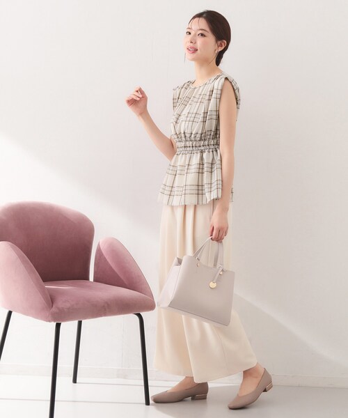 index(インデックス)の「シアーチェックペプラムブラウス【防シワ/洗濯機OK】(シャツ/ブラウス・レディース・アイボリー系1/ベージュ系その他5/ネイビー・42/40/38/36)」の14枚目の写真