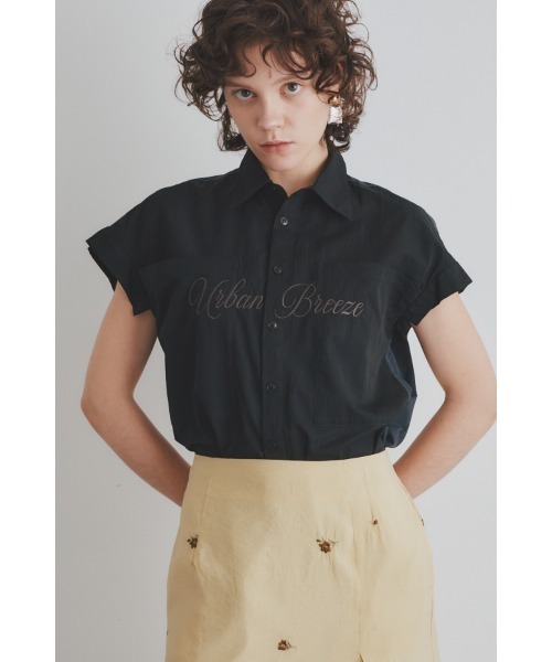 Muel Chic(ミュエルシック)の「Urban shirt アーバンシャツ(シャツ/ブラウス・レディース・スカイブルー/ブラック/ホワイト/ライトグリーン・FREE)」の3枚目の写真