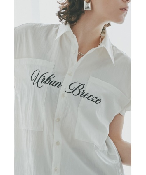 Muel Chic(ミュエルシック)の「Urban shirt アーバンシャツ(シャツ/ブラウス・レディース・スカイブルー/ブラック/ホワイト/ライトグリーン・FREE)」の12枚目の写真