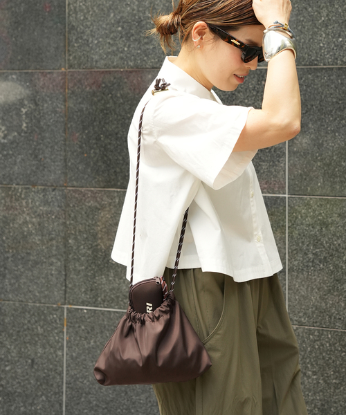 CELERI(セルリ)の「CELERI POCHETTE バッグ(その他小物・レディース・ブラウン/ブラック・FREE)」の4枚目の写真