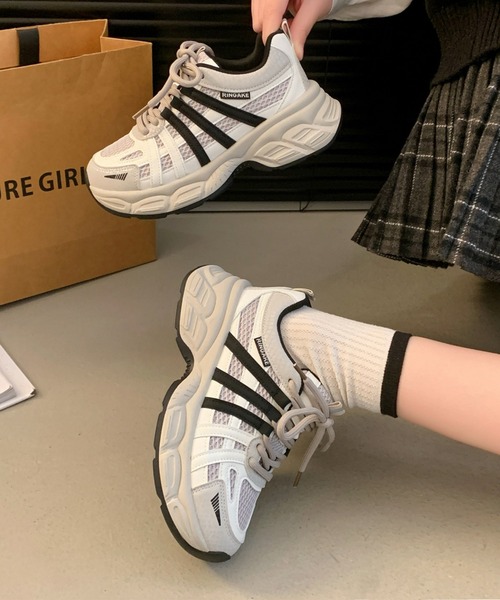 Lace Ladies(レースレディース)の「バイカラー ライン メッシュ 厚底 ダッド スニーカー(スニーカー・レディース・アイボリー/ブラック・22.5cm/23cm/24cm/23.5cm/25cm/24.5cm)」の11枚目の写真