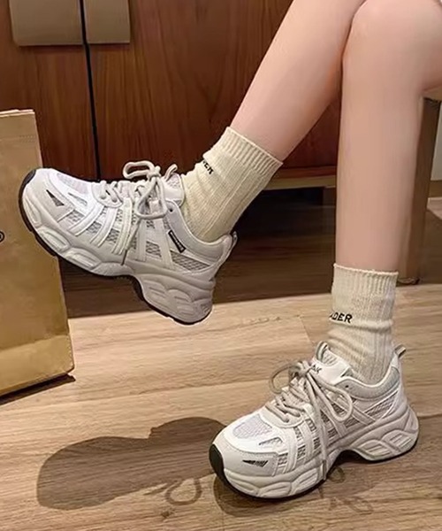 Lace Ladies(レースレディース)の「バイカラー ライン メッシュ 厚底 ダッド スニーカー(スニーカー・レディース・アイボリー/ブラック・22.5cm/23cm/24cm/23.5cm/25cm/24.5cm)」の7枚目の写真