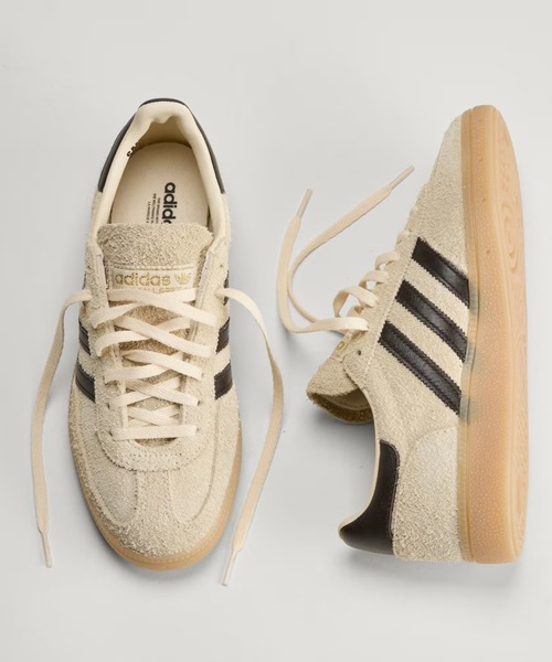 adidas(アディダス)の「adidas originals (アディダス オリジナルス) HANDBALL SPEZIAL/ハンドボール スペツィアル/KK0932(スニーカー・レディース・アイボリー・25.0cm/24.5cm/24.0cm/23.5cm/23.0cm/22.5cm)」の1枚目の写真