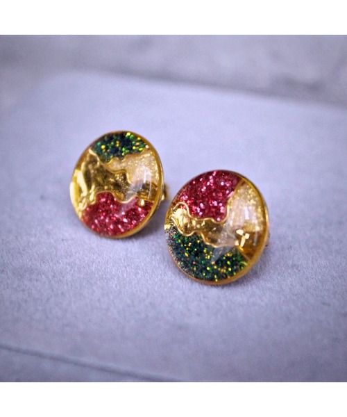 tone(トーン)の「【Willija】金属アレルギー対応《葉重~煌~》ワイヤーで描いた1点物ピアス(MA)(ピアス(両耳用)・レディース・ゴールド系2/ゴールド系3/ゴールド系1・FREE)」の9枚目の写真