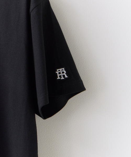 ROOPTOKYO(ループトウキョウ)の「オリジナルチームロゴ袖ワッペンTシャツ 半袖 クルーネック ハイグレードコットン 5.6oz 丸胴 シンプル ミドル丈 クロップド丈 短丈 メンズ レディース ユニセックス 秋 秋服 2026年秋冬(Tシャツ/カットソー・メンズ・ホワイト/ブラック/チャコール/ブルー/ライトピンク・S/M/L/XL)」の8枚目の写真