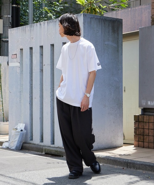 ROOPTOKYO(ループトウキョウ)の「オリジナルチームロゴ袖ワッペンTシャツ 半袖 クルーネック ハイグレードコットン 5.6oz 丸胴 シンプル ミドル丈 クロップド丈 短丈 メンズ レディース ユニセックス 秋 秋服 2026年秋冬(Tシャツ/カットソー・メンズ・ホワイト/ブラック/チャコール/ブルー/ライトピンク・S/M/L/XL)」の17枚目の写真