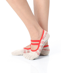 THUMBTOE（トント）の「ピラティス 滑り止め付き 五本指ソックス - Zigzag（スポーツグッズ）」