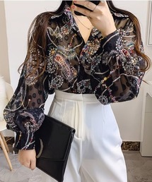 Coo+i（クーイ）の「総柄ボタニカル柄デザインシアーブラウス（シャツ/ブラウス）」