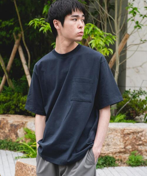 URBAN RESEARCH DOORS(アーバンリサーチドアーズ)の「SHAPE BACK クルーネック Tシャツ(Tシャツ/カットソー・メンズ・モカ/ブルー/チャコールグレー/オフホワイト・MEDIUM/LARGE)」の3枚目の写真