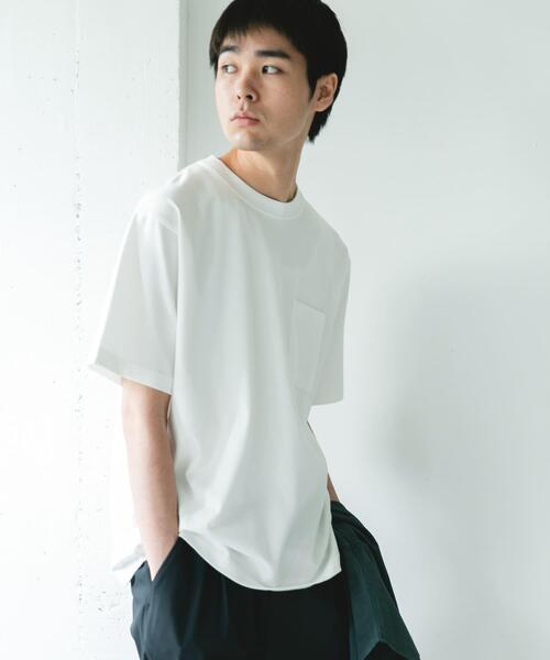 URBAN RESEARCH DOORS(アーバンリサーチドアーズ)の「SHAPE BACK クルーネック Tシャツ(Tシャツ/カットソー・メンズ・モカ/ブルー/チャコールグレー/オフホワイト・MEDIUM/LARGE)」の15枚目の写真