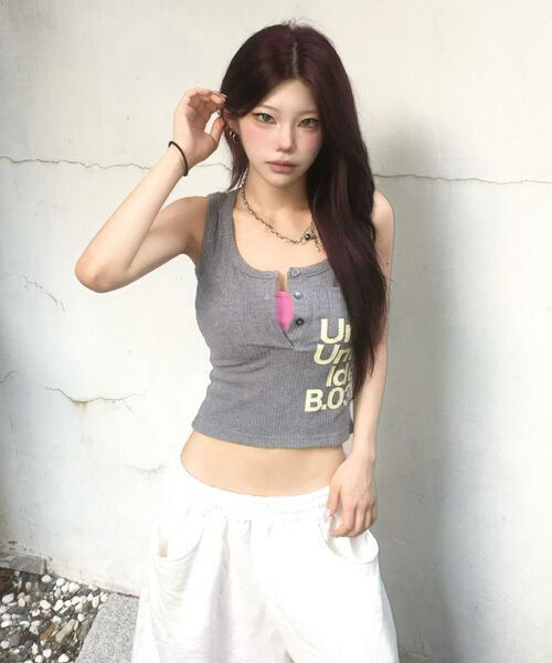 UNTITLED SEOUL（アンタイトル ソウル）の「アンタイトル ヘンリータンクトップ グレー（Tシャツ/カットソー・レディース・その他・SMALL/MEDIUM）」の7枚目の写真