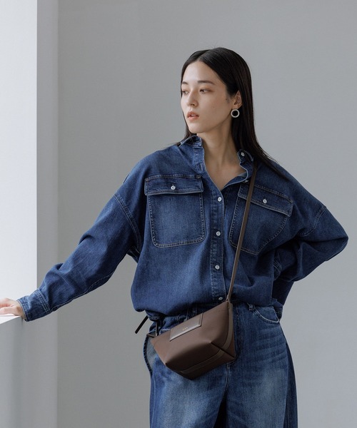 E'POR(エポール)の「【E'POR】BOAT BAG Mini/撥水・超軽量・26AW新色(ショルダーバッグ・レディース・ベージュ/ダークブラウン/ブラック系その他/ブラック・FREE)」の6枚目の写真