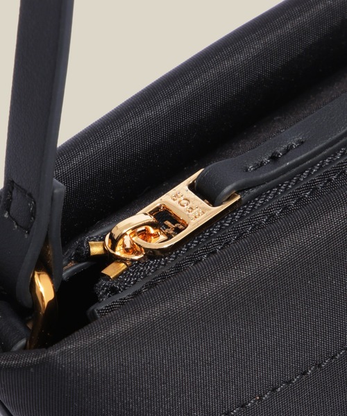 E'POR(エポール)の「【E'POR】BOAT BAG Mini/撥水・超軽量・26AW新色(ショルダーバッグ・レディース・ベージュ/ダークブラウン/ブラック系その他/ブラック・FREE)」の13枚目の写真