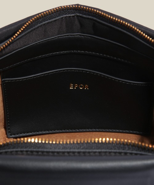 E'POR(エポール)の「【E'POR】BOAT BAG Mini/撥水・超軽量・26AW新色(ショルダーバッグ・レディース・ベージュ/ダークブラウン/ブラック系その他/ブラック・FREE)」の17枚目の写真