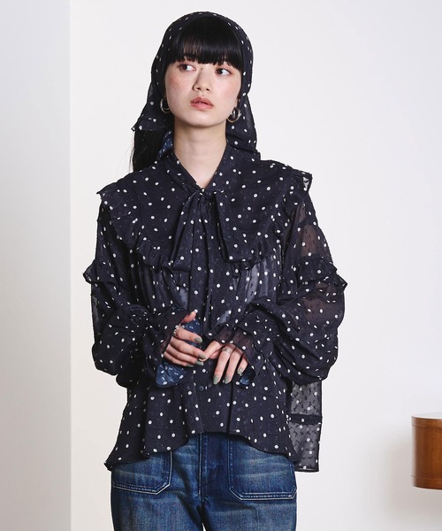 ROSE BUD(ローズバッド)の「PRINTED BOW TIE BLOUSE(シャツ/ブラウス・レディース・ベージュ/ブラック/バーガンディー・ONE SIZE)」の5枚目の写真