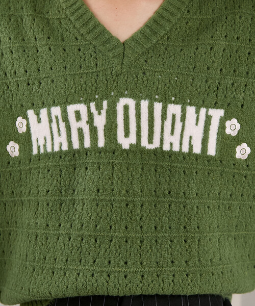 MARY QUANT(マリークワント)の「MARY QUANT × PUBLUX/マリークワント 別注 アイレット Vネック ロゴ ニット 限定展開(ニット/セーター・レディース・グリーン/オフホワイト/ネイビー/ベージュ・フリ-)」の19枚目の写真