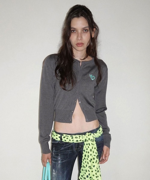 SCULPTOR(スカルプター)の「Sweet Kitty Basic Cardigan(カーディガン/ボレロ・レディース・ネイビー/ターコイズブルー/チャコールグレー/レッド・SMALL/MEDIUM/LARGE)」の5枚目の写真