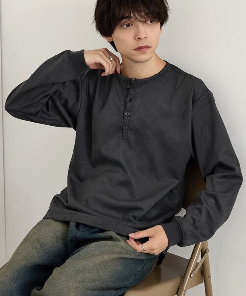 MONO-MART(モノマート)の「フェード ラウンドヘム コンパクトフィット ヘンリーネックカットソー<イージーケア>(Tシャツ/カットソー・メンズ・ライトグレー/ブラック/ダークグレー/ダークブラウン系/ダークネイビー・L/M)」の19枚目の写真