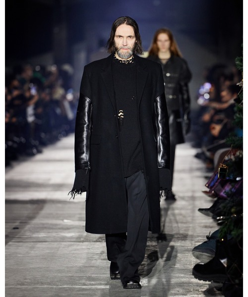 JOHN LAWRENCE SULLIVAN(ジョンローレンスサリバン)の「DAMAGED RIB KNIT SWEATER(ニット/セーター・メンズ・ブラック・MEDIUM/SMALL)」の3枚目の写真
