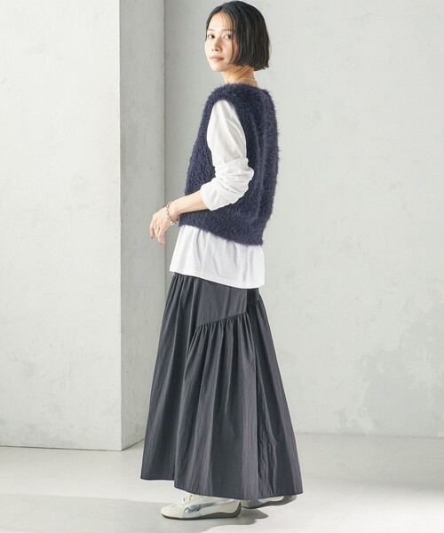 SHIPS(シップス)の「〈手洗い可能〉ファー ニット Vネック ベスト(ベスト・レディース・ネイビー/ブラウン・ONE SIZE)」の7枚目の写真