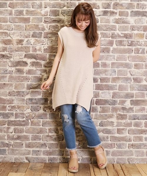 Chico（チコ）の「ウエッジベルトサンダル（サンダル・レディース・ベージュ/グレイッシュベージュ/シルバー・MEDIUM/LARGE/SMALL）」の16枚目の写真