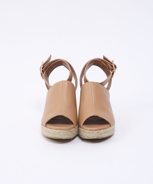 Chico（チコ）の「ウエッジベルトサンダル（サンダル・レディース・ベージュ/グレイッシュベージュ/シルバー・MEDIUM/LARGE/SMALL）」の4枚目の写真