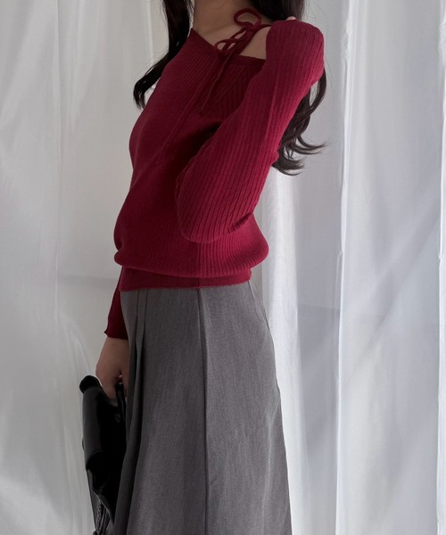 merrylatte(メリーラテ)の「ワンショルダー リボンデザイン リブニット アシンメトリー スリムトップス(ニット/セーター・レディース・ホワイト/レッド/ブラック・FREE)」の15枚目の写真