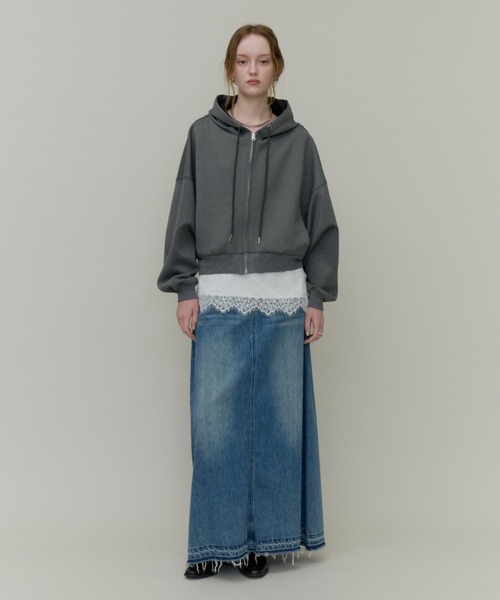 Plumel(プルメル)の「Volume Zip Short Ponte Hoodie / ポンチボリュームZIPショートパーカー(パーカー・レディース・ブラウン/ダークグレー/アイボリー・MEDIUM)」の17枚目の写真