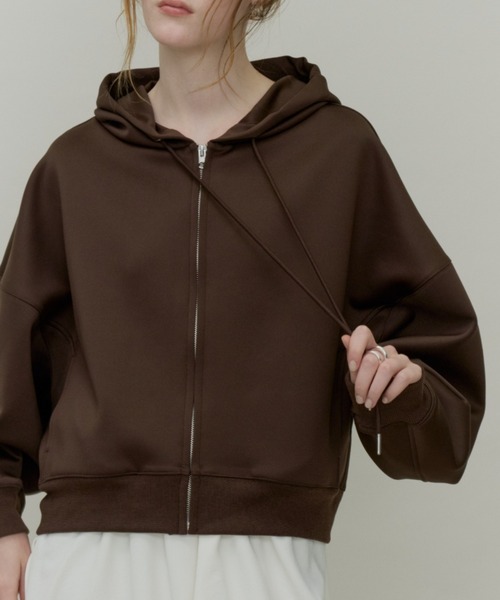 Plumel(プルメル)の「Volume Zip Short Ponte Hoodie / ポンチボリュームZIPショートパーカー(パーカー・レディース・ブラウン/ダークグレー/アイボリー・MEDIUM)」の21枚目の写真