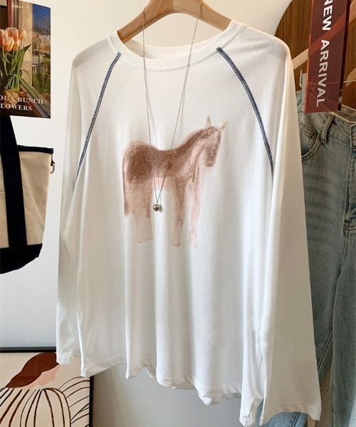 WEGO(ウィゴー)の「【長袖】馬柄プリントラグランロングTシャツ(Tシャツ/カットソー・レディース・ピンク/ホワイト・LARGE/MEDIUM)」の2枚目の写真