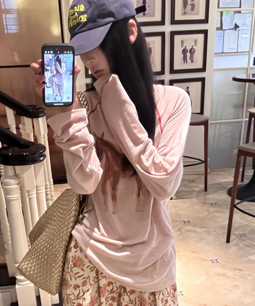 WEGO(ウィゴー)の「【長袖】馬柄プリントラグランロングTシャツ(Tシャツ/カットソー・レディース・ピンク/ホワイト・LARGE/MEDIUM)」の5枚目の写真