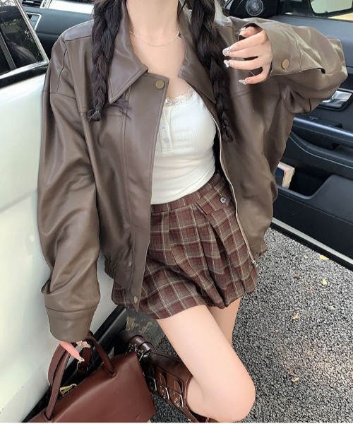 &soiree(アンドソワレ)の「オーバーサイズフェイクレザージップジャケット(その他アウター・レディース・ブラック/ブラウン・X-LARGE/SMALL/LARGE/MEDIUM)」の1枚目の写真