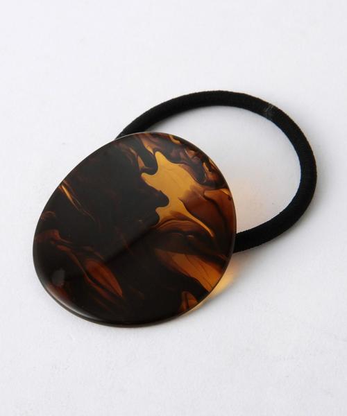 BEAUTY&YOUTH UNITED ARROWS（ビューティーアンドユースユナイテッドアローズ）の「BY magnet マーブルラウンドモチーフヘアゴム（ヘアゴム・レディース・オフホワイト/ブラウン・FREE）」の5枚目の写真