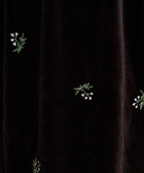 FREAK'S STORE(フリークスストア)の「限定展開 <セットアップ対応> ベロア 花柄 刺繍 キャミ ビスチェ(キャミソール・レディース・ブラウン系その他/ブラック/チャコールグレー/ブラウン・フリ-)」の13枚目の写真