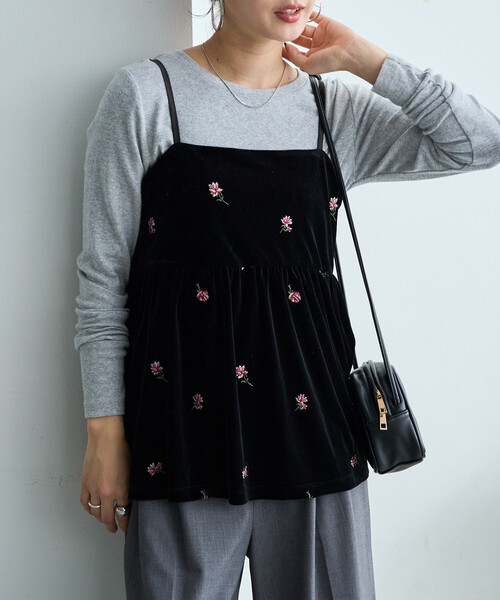 FREAK'S STORE(フリークスストア)の「限定展開 <セットアップ対応> ベロア 花柄 刺繍 キャミ ビスチェ(キャミソール・レディース・ブラウン系その他/ブラック/チャコールグレー/ブラウン・フリ-)」の14枚目の写真