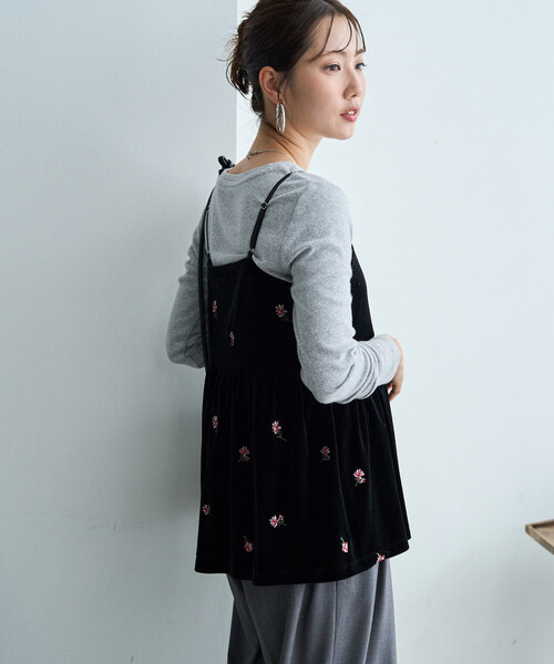 FREAK'S STORE(フリークスストア)の「限定展開 <セットアップ対応> ベロア 花柄 刺繍 キャミ ビスチェ(キャミソール・レディース・ブラウン系その他/ブラック/チャコールグレー/ブラウン・フリ-)」の16枚目の写真