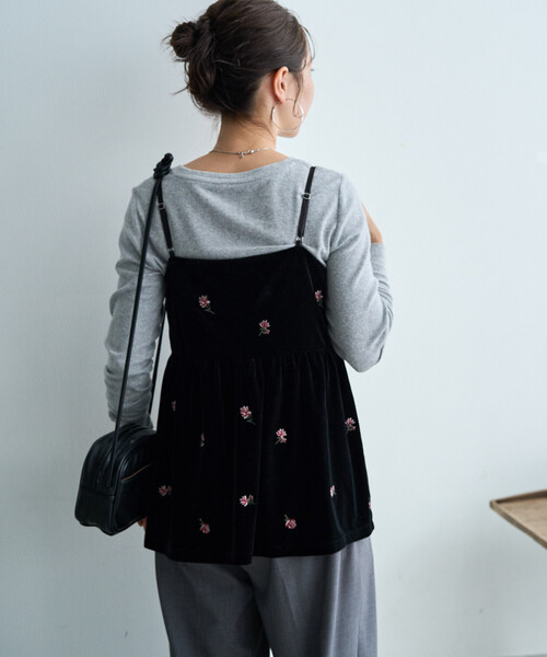 FREAK'S STORE(フリークスストア)の「限定展開 <セットアップ対応> ベロア 花柄 刺繍 キャミ ビスチェ(キャミソール・レディース・ブラウン系その他/ブラック/チャコールグレー/ブラウン・フリ-)」の17枚目の写真