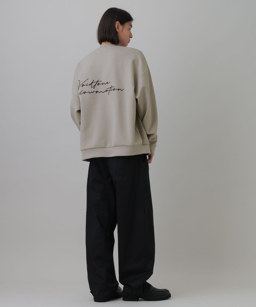 LAKOLE（ラコレ）の「Ｂ刺繍筆記ロゴプルオーバー / 1072681（スウェット・メンズ・ベージュ/グレー/パープル/ブラック・LARGE/MEDIUM）」の7枚目の写真