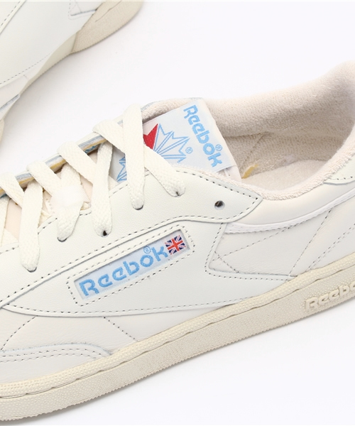 Reebok（リーボック）の「クラブシー [CLUB C 85 VINTAGE ]（スニーカー・レディース・アイボリー/ホワイト系その他・24.0cm/23.5cm/24.5cm/26.0cm/23.0cm/22.0cm/25.0cm/22.5cm/25.5cm/27.0cm/28.0cm/26.5cm/27.5cm）」の3枚目の写真
