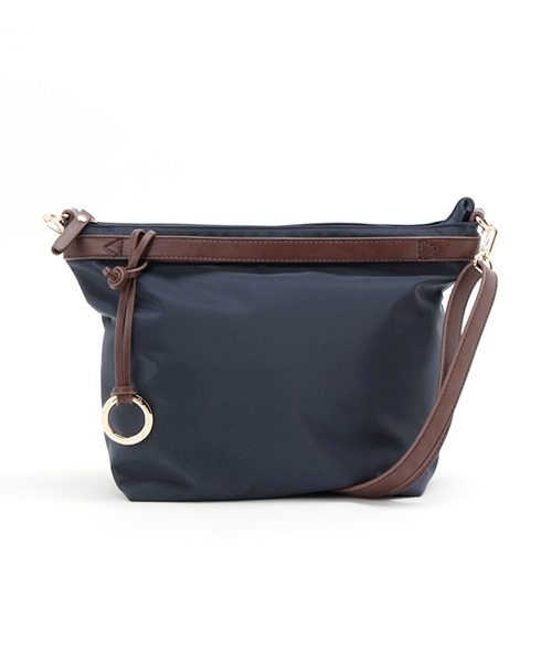 LBC（エルビーシー）の「ナイロン2WAYショルダーバッグ   （ショルダーバッグ・レディース・ブルー/ネイビー/ベージュ/グレー・ONE SIZE）」の3枚目の写真