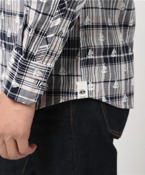 koe×THOM BROWNE（コエトムブラウン）の「[koe×THOM BROWNE]MENS MADRAS BUTTONDOWN SHIRT（シャツ/ブラウス・メンズ・マルチ・SMALL/LARGE/MEDIUM）」の10枚目の写真