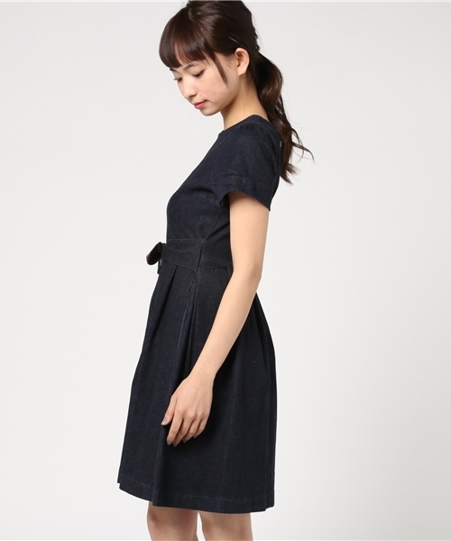 BLUE LABEL CRESTBRIDGE（ブルーレーベルクレストブリッジ）の 