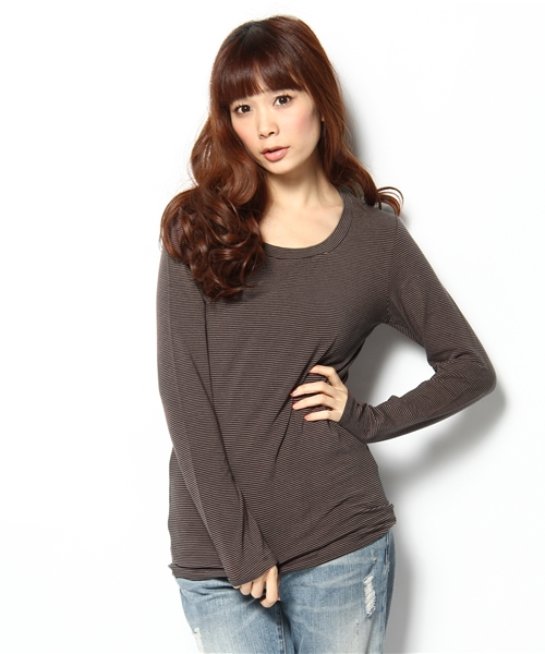 coen（コーエン）の「【VERY掲載】発熱ボーダーUネックカットソー ∞（Tシャツ/カットソー・レディース・ホワイト/ダークブラウン/ピンク/ワインレッド/コバルトブルー/ネイビー・MEDIUM/LARGE）」の3枚目の写真