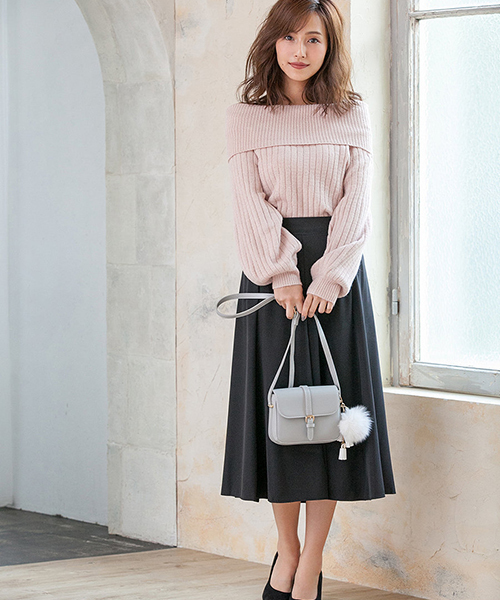 Color（カラー）の「フェイクレザーベルトショルダーバッグ（クラッチバッグ・レディース・ブラック/グレー/キャメル/スモークピンク/ライトベージュ・FREE）」の12枚目の写真