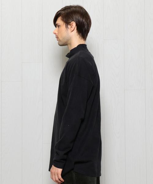 UNUSED(アンユーズド)の「<UNUSED>TURTLE NECK LONG SLEEVE/カットソー.(Tシャツ/カットソー・メンズ・オフホワイト/ブラック/ターコイズブルー・2/3)」の5枚目の写真