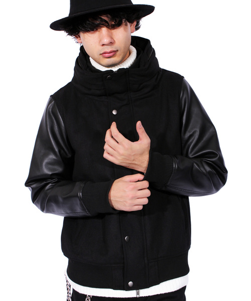 8(eight)（エイト）の「ボリュームネック スタジャン スタジアム