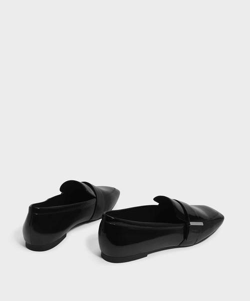 CHARLES & KEITH(チャールズ & キース)の「クラシックローファー / CLASSIC LOAFERS(ローファー・レディース・ブラック/マルチ/バーガンディー・22.5cm/23cm/23.5cm/24.5cm/25cm/25.5cm/26cm/26.5cm)」の16枚目の写真