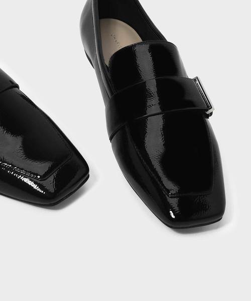 CHARLES & KEITH(チャールズ & キース)の「クラシックローファー / CLASSIC LOAFERS(ローファー・レディース・ブラック/マルチ/バーガンディー・22.5cm/23cm/23.5cm/24.5cm/25cm/25.5cm/26cm/26.5cm)」の15枚目の写真